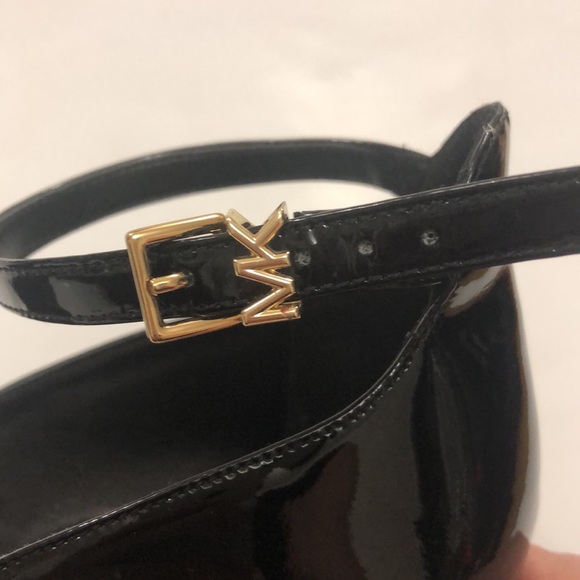 Michael Kors 10M High Heel Black Patent Leather Adjustable strap Gold Logo clasp - Picture 14 of 15